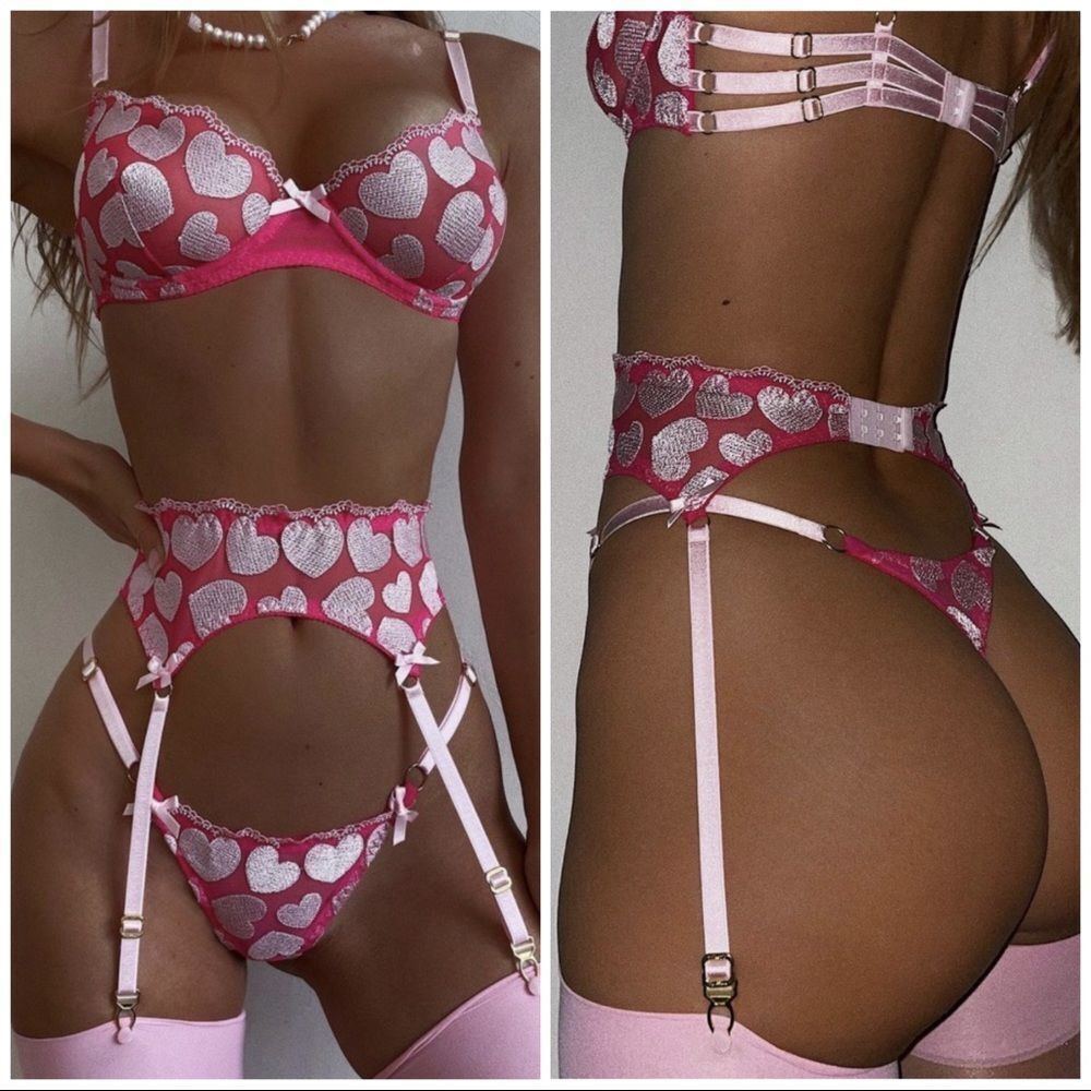 ❤️NEW romantic heart embroidery underwire lingerie set